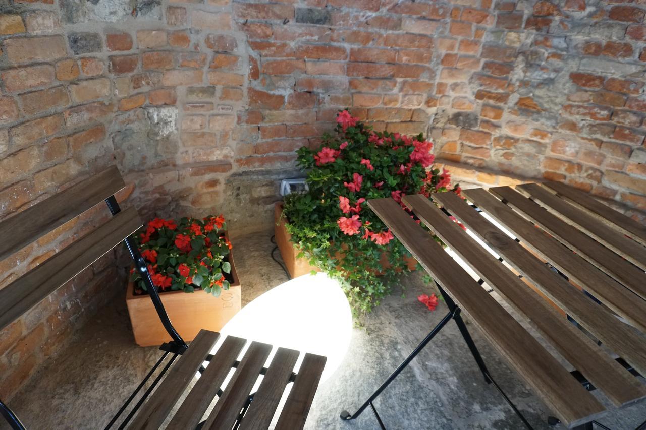 La Canonica - Charming Self-Catering Apartments In Nizza Monferrato Ngoại thất bức ảnh